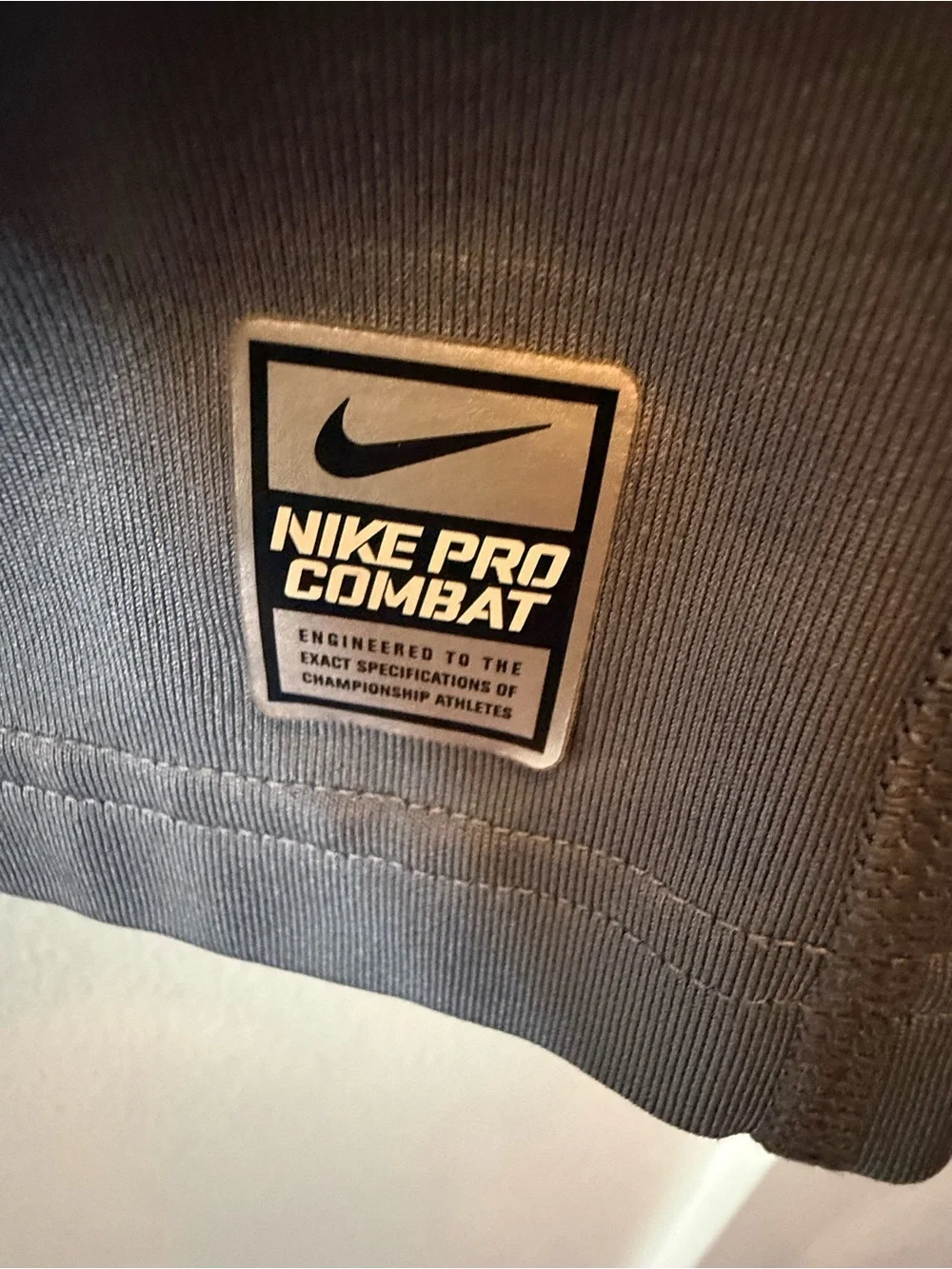 Nike Kids Gray Long-Sleeve Hyperwarm Top